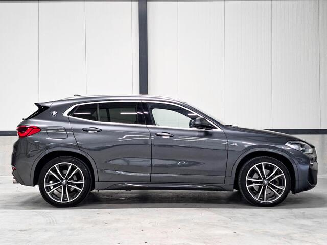 BMW X2 sDrive20i M Sport | Panoramadak | Incl. Grote Beurt + APK | 1e eigenaar | Camera | 19" |