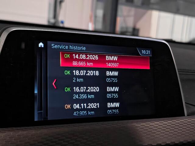 BMW X2 sDrive20i M Sport | Panoramadak | Incl. Grote Beurt + APK | 1e eigenaar | Camera | 19" |