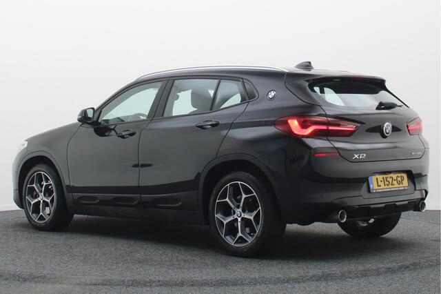 BMW X2 xDrive20i High Executive LED, Camera, Trekhaak, Navigatie, Climate, 18"