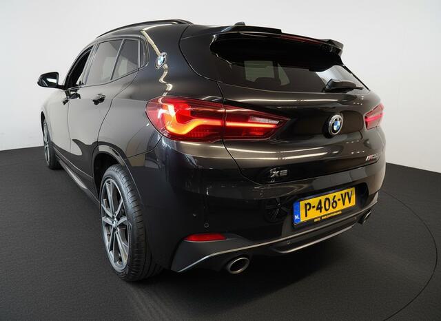 BMW X2 M35i 306PK xDRIVE M-SPORT LEDER/NAVI/HEAD-UP/PANORAMADAK