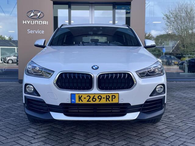 BMW X2 sDrive18i High Executive Edition | Automaat | Trekhaak