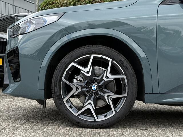 BMW X2 iX2 xDrive30 | M-Sport | 20'' | Driv. Ass. Plus | Head-Up | Stoelverw.