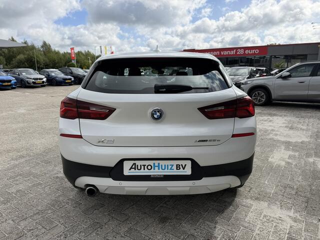 BMW X2 xDrive25e Executive xLine Leder Stoelverwarming Head-Up Display LED Harman-Kardon PDC 18 Inch Garantie t/m 14-05-2028