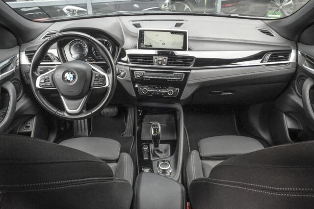 BMW X2 sDrive 18i Advantage Plus | Trekhaak | Navigatie