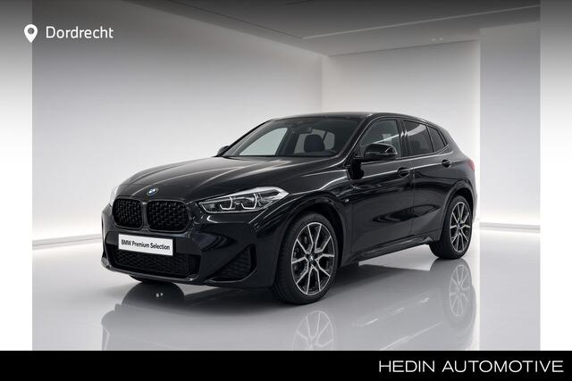 BMW X2 xDrive25e M-Sport X| Leder | M-Stoelen | 19" | Stoelverwarming | Privacy Glass