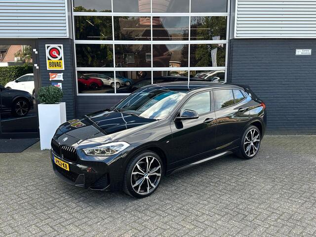 BMW X2 sDrive18i High Executive, M-pakket, Automaat, Cruise, Head-up, Camera, Navi, PDC, NAP