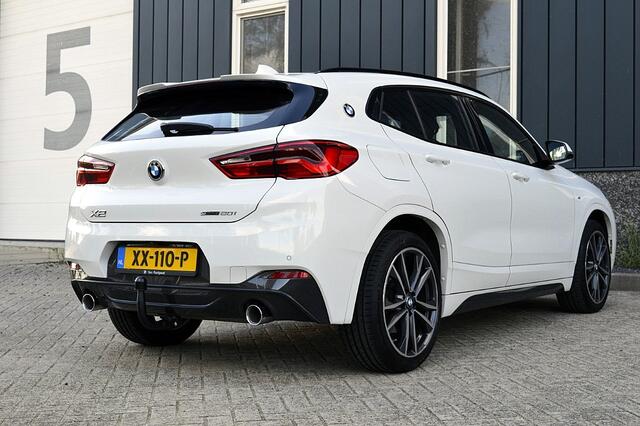 BMW X2 sDrive20i M-Sport Rijklaarprijs-Garantie Panorama dak Leder Led Camera Trekhaak Navigatie