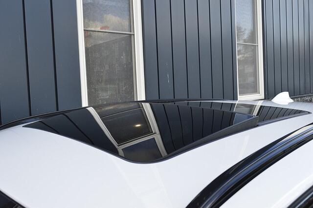 BMW X2 sDrive20i M-Sport Rijklaarprijs-Garantie Panorama dak Leder Led Camera Trekhaak Navigatie