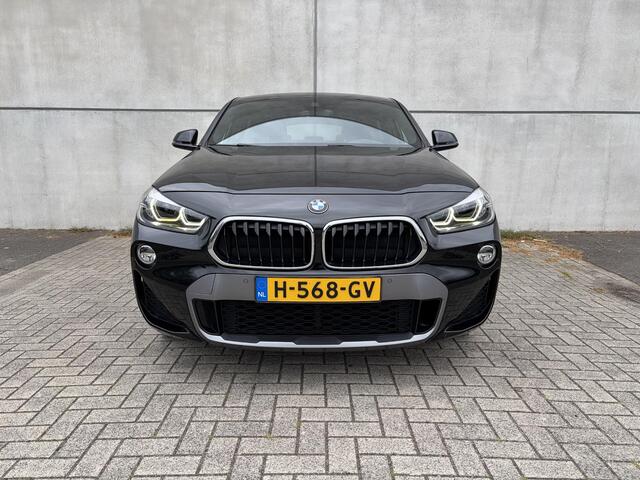 BMW X2 sDrive20i High Executive M Sport X M Sport X | 20" M Performance | Camera | Sportstoelen