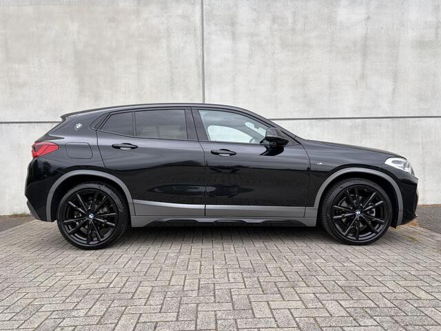 BMW X2 sDrive20i High Executive M Sport X M Sport X | 20" M Performance | Camera | Sportstoelen