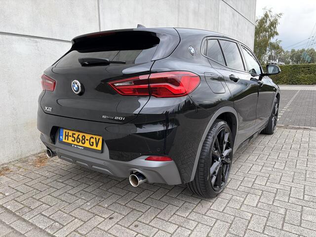 BMW X2 sDrive20i High Executive M Sport X M Sport X | 20" M Performance | Camera | Sportstoelen