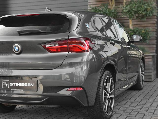 BMW X2 sDrive18i High Executive M-Pakket Navi Cruise 19 inch velgen