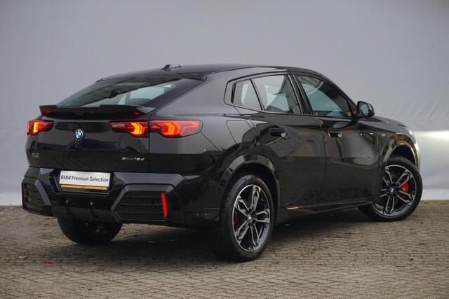 BMW X2 sDrive18d M Sportpakket Pro 19'' / Harman Kardon / Trekhaak / Parking Assistant