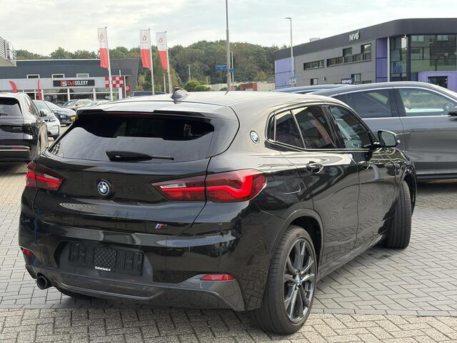 BMW X2 xDrive25e M Sport | 19 inch | Keyless entry | Elektrische achterklep | Sportstoelen | Stoelverwarming | Achteruitrijcamera | Head up Display | Koplampen adaptief
