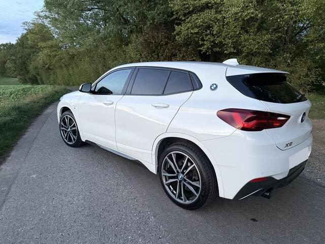 BMW X2 xDrive25e High Executive M Sport Pano HUD Leder Navi Plus 19 Inch Stuurverwarming Driving Assistant Plus ACC Carplay Achteruitrijcamera