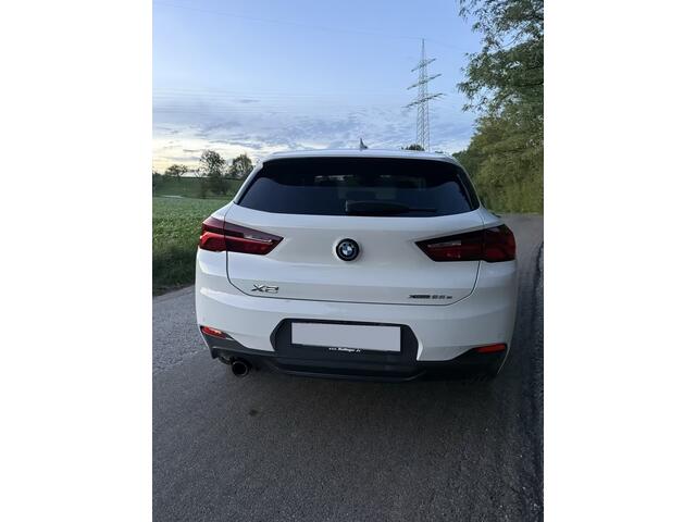 BMW X2 xDrive25e High Executive M Sport Pano HUD Leder Navi Plus 19 Inch Stuurverwarming Driving Assistant Plus ACC Carplay Achteruitrijcamera