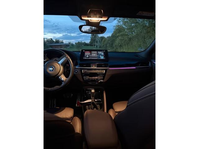 BMW X2 xDrive25e High Executive M Sport Pano HUD Leder Navi Plus 19 Inch Stuurverwarming Driving Assistant Plus ACC Carplay Achteruitrijcamera