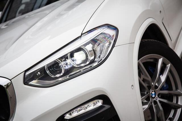 BMW X3 xDrive30i High Executive M-sportpakket, Elektrisch glazen panoramadak, Isofix, Head-up display