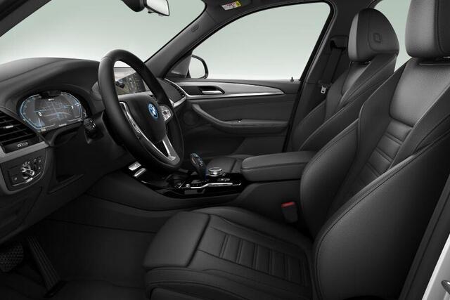 BMW X3 iX3 High Executive Glazen Schuifdak / Head-Up / Harman Kardon / Driving Assistant Professional / Parking Assistant Plus / Shadowline / 20 Inch