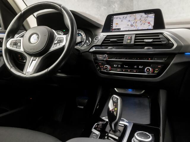 BMW X3 xDrive30e Sportline 293Pk Automaat (GROOT NAVI, M STUUR, DEALER ONDERHOUDEN, SFEERVERLICHTING, STUURWIEL VERWARMD, SPORTSTOELEN, GETINT GLAS, CRUISE, NIEUWE APK, NIEUWSTAAT)