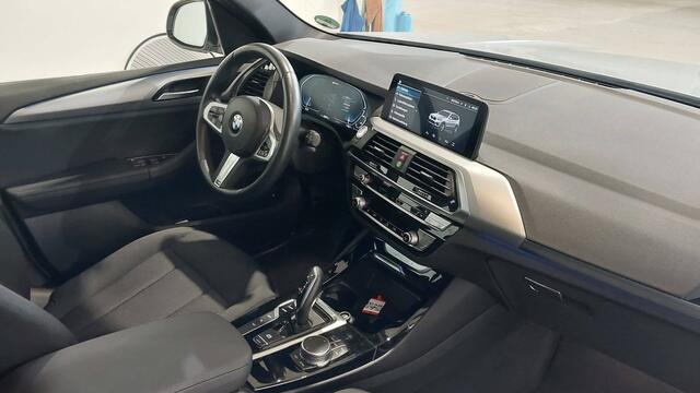 BMW X3 xDrive30e | Trekhaak | Hifi | Stoelverwarming | 2 jaar BMW Garantie