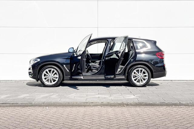 BMW X3 xDrive20i High Executive | Trekhaak | Head-Up Display