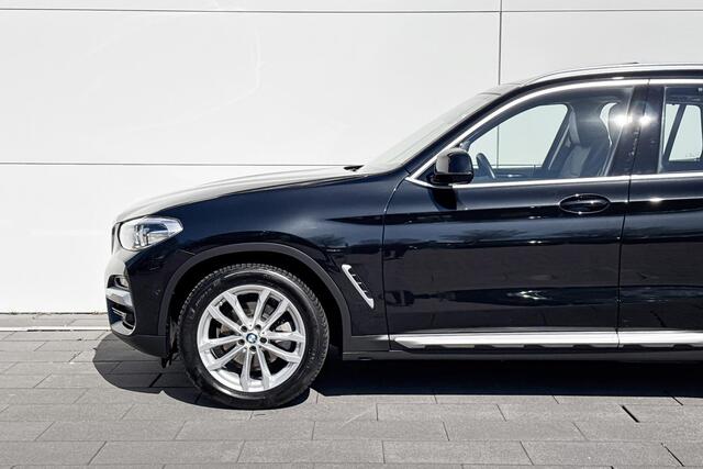 BMW X3 xDrive20i High Executive | Trekhaak | Head-Up Display