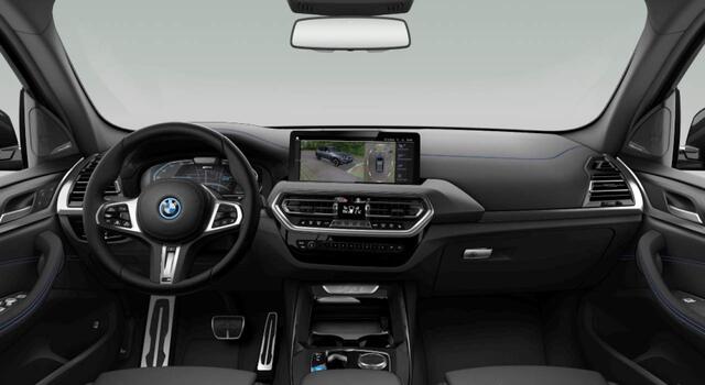 BMW X3 iX3 High Executive - Trekhaak - Stuurwiel Verwarmd - Shadow Line