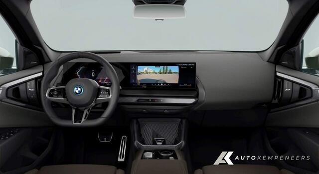 BMW X3 30e xDrive M Sport Pro | Panorama | Ventilatie | Head-Up | Iconic glow | H/K | Keyless | Trekhaak | 360° | Driving Ass. Plus | 20' Inch |