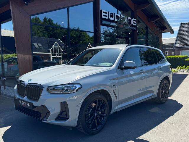 BMW X3 xDrive30e High Exe M Sport | Brooklyn Grau