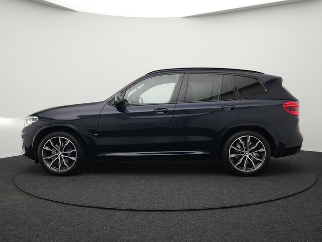 BMW X3 xDrive30e M Sport Plug in Hybrid | PHEV | Trekhaak af Fabriek | Panodak | Adaptive Cruise | Adative Cruise | Adative Onderstel | Head-up Display | Carplay | Adaptive LED | 360 Camera |