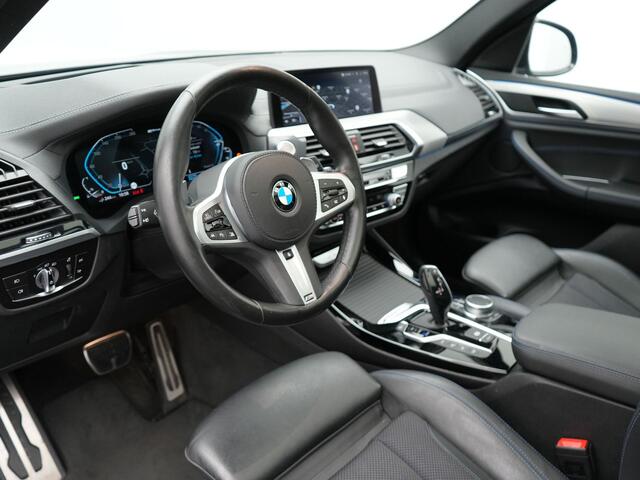 BMW X3 xDrive30e M Sport Plug in Hybrid | PHEV | Trekhaak af Fabriek | Panodak | Adaptive Cruise | Adative Cruise | Adative Onderstel | Head-up Display | Carplay | Adaptive LED | 360 Camera |