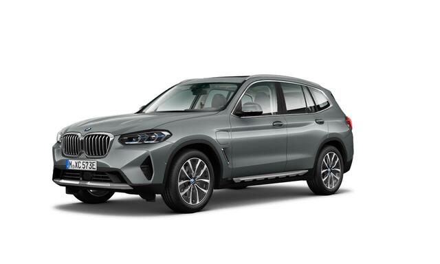 BMW X3 xDrive30e High Executive Trekhaak - Panoramadak - Elektrisch verwarmde voorstoelen - Comfort Access - Active Cruise Control - Parking/Driving Assistant - Active Protection - Head Up - Hifi - BMW Laserlight -