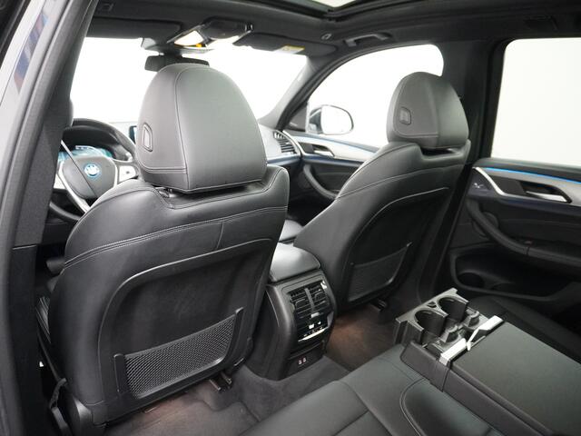 BMW X3 iX3 AUT. 286pk 80kWh Pano/Schuif-Kant-Dak Leder+elektr.SportStoel+Verwarmd M-Sport-St+ M-Aeropack 20"Lmv Apple Android Carplay WiFi Harman-Kardon-Surround LED-Adapt. Pdc Park-Assist+ High Executive Driving-Assist-Pro Connected-Pack-Pro Digital-Key Elektr.