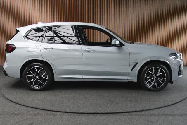 BMW X3 xDrive20i High Exe M-Pakket Leder Camera Head Up ACC Navi Laser LED