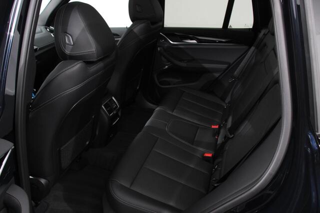 BMW X3 iX3 Executive 74 kWh M-sport Leder Panoramisch schuif-kanteldak Navigatie Led Camera 360 Electrisch bedienbare achterklep