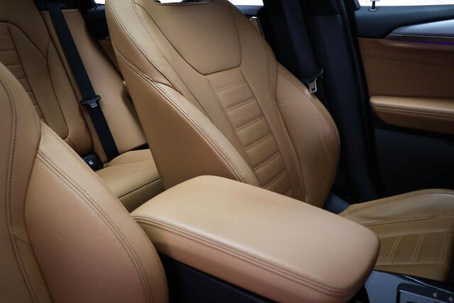 BMW X3 xDrive20i High Executive | PANORAMADAK | HEAD UP | DAB | 360 CAMERA | TREKHAAK