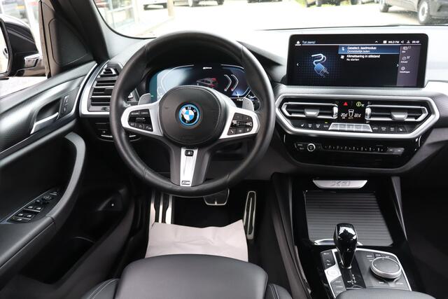 BMW X3 xDrive30e High Executive Stoel+Stuurverwarming I HUD I Leder **HEMELVAART GEOPEND VAN 11.00 T/M 16.00**