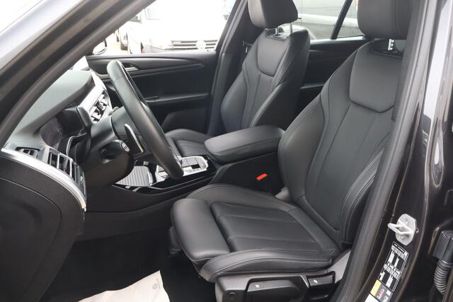 BMW X3 xDrive30e High Executive Stoel+Stuurverwarming I HUD I Leder **HEMELVAART GEOPEND VAN 11.00 T/M 16.00**