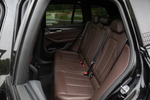 BMW X3 xDrive30e High Executive M-Sport , Pano dak HUD, Trekhaak, 360°Camera,