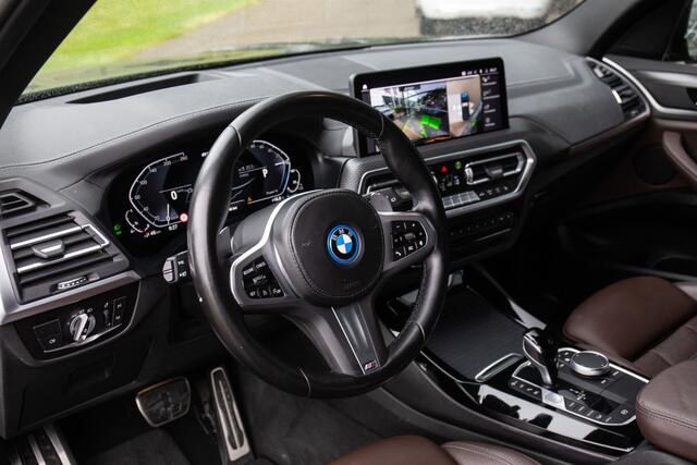 BMW X3 xDrive30e High Executive M-Sport , Pano dak HUD, Trekhaak, 360°Camera,