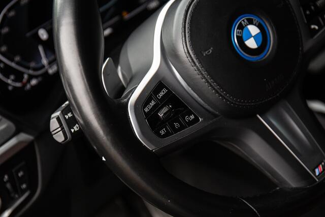 BMW X3 xDrive30e High Executive M-Sport , Pano dak HUD, Trekhaak, 360°Camera,