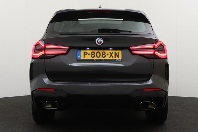 BMW X3 xDrive30e M-Sport 50 jarhe editie Pano-dak Sportstoelen Head-up Display