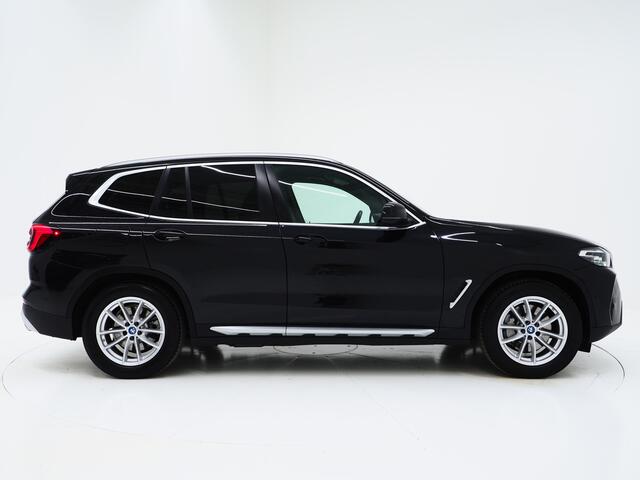 BMW X3 xDrive30e LCI 292PK | Leder | Sportstoelen | Zwarte Hemel | Camera | DAB | Carplay