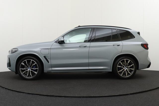 BMW X3 xDrive30e High Exe. Pano-dak Harman Kardon Head-up Display