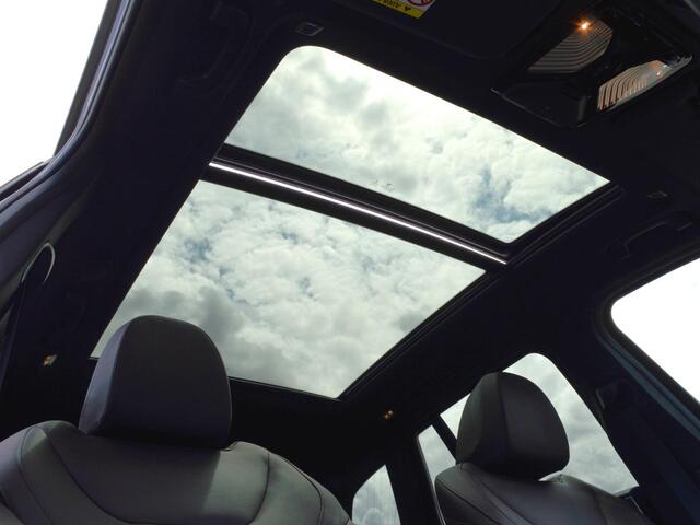 BMW X3 iX3 80 kWh High Executive + winterset