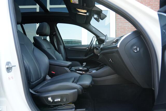 BMW X3 xDrive30e M Sport High Executive 292pk Panoramadak/Stoelverwarming/Camera