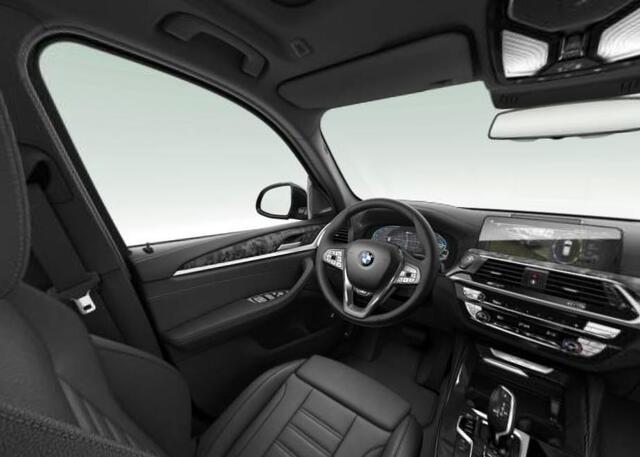 BMW X3 xDrive30e High Executive Luxury Line - Afneembare Trekhaak - Panoramadak - Parking/Driving Assistant Plus - Sportstoelen - Elektrisch verstelbare/verwarmde stoelen - Getinte/geluidswerende ruiten -