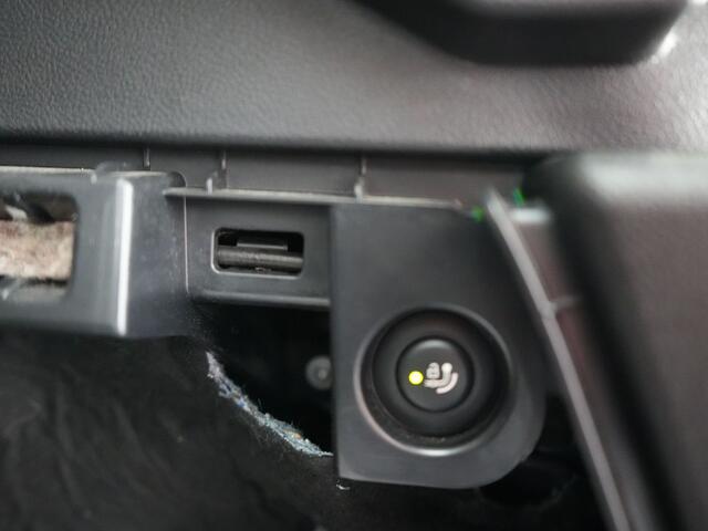 BMW X3 xDrive30e X Line Plug In Hybrid 293pk PHEV | Trekhaak af Fabriek | Adaptive Cruise | Apple Carplay | Sportstoelen Verwarmd | 19"L.M | Sfeerverlichting | Navi Full Map |