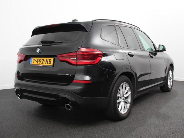 BMW X3 xDrive30e Plug in Hybride Advantage Automaat Navigatie Climate Control Adaptive Cruise Control Head up display Led Dab Parkeer sensoren V+A Stoelverwarming Camera
